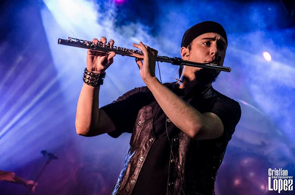 Un flautista asturiano con magia