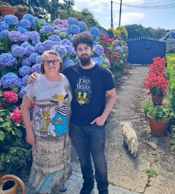 Diego Palacio nos presenta a una de las brujas de la intro de Malicia
